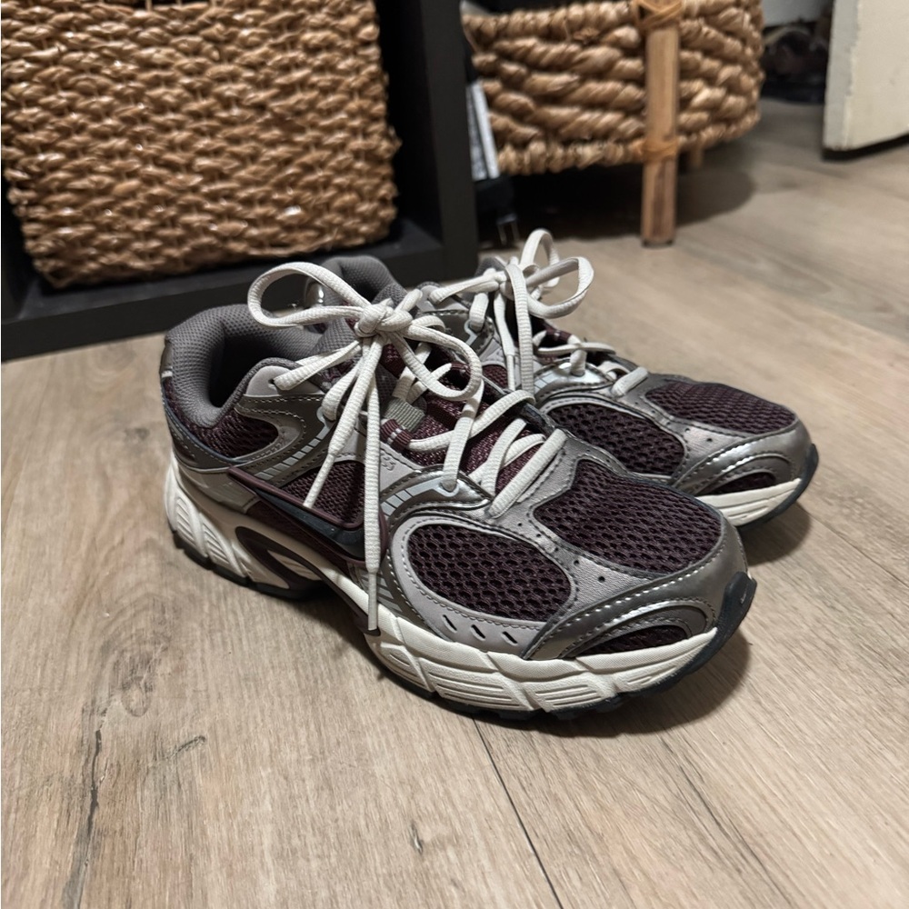 Nike Gray and Purple Athletic Shoes